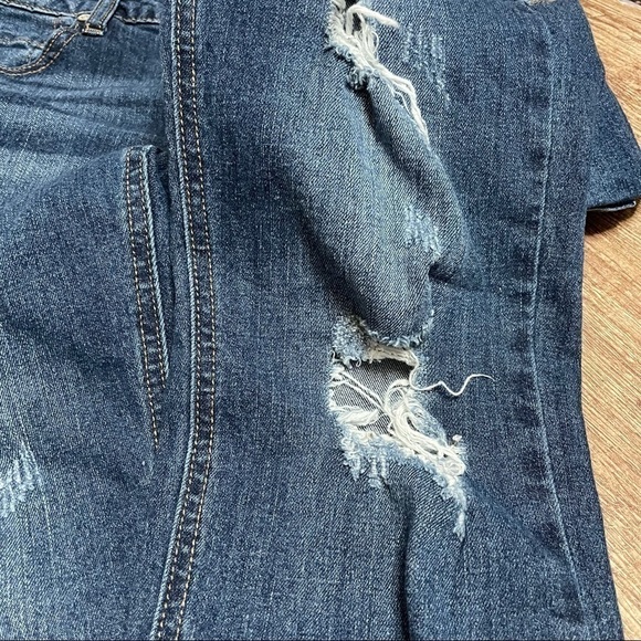 Altar'd State Distressed Ripped Skinny Jeans - Picture 6 of 7